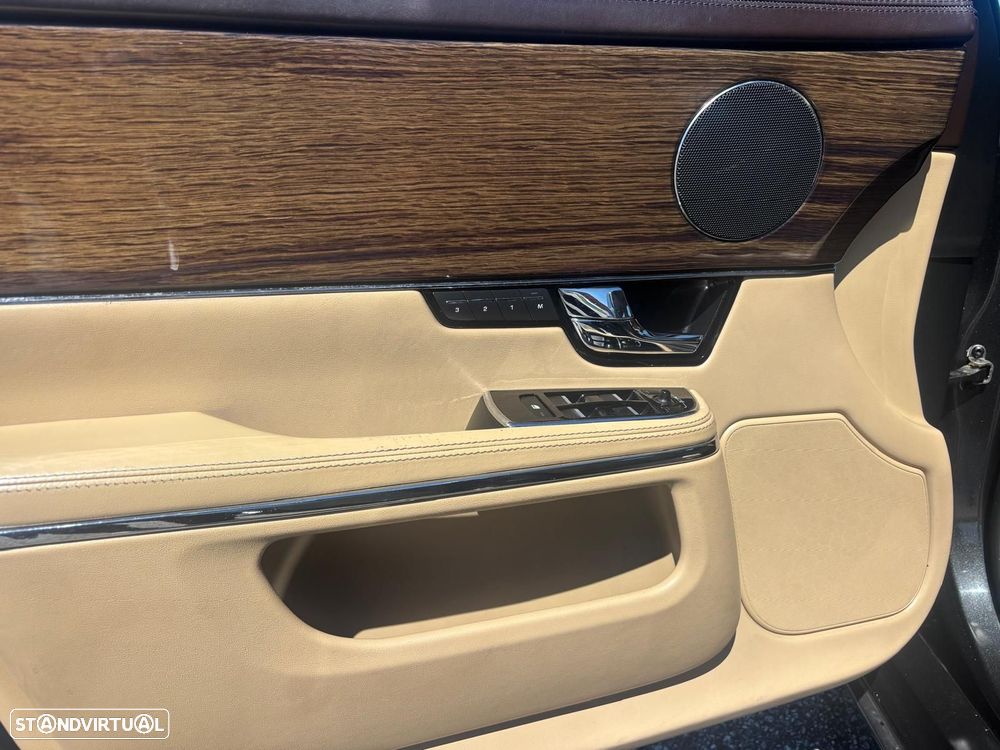 Jaguar XJ 3.0 D V6 Luxury - 17