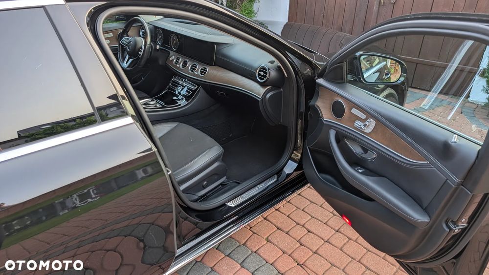 Mercedes-Benz Klasa E 200 d 9G-TRONIC - 8