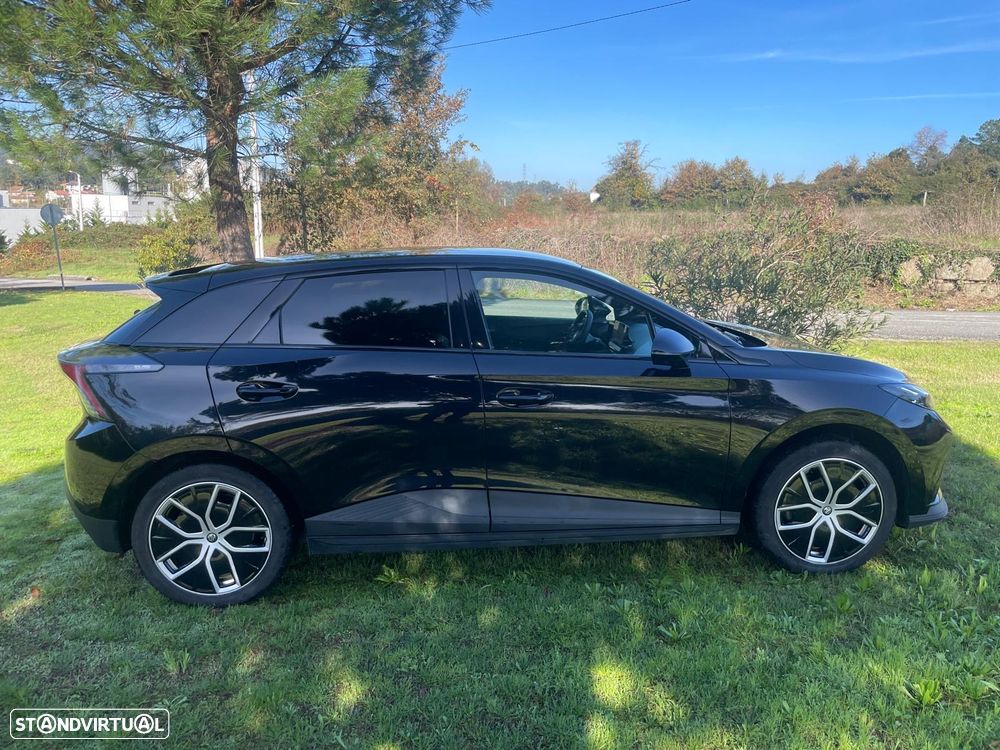 MG MG4 64 kWh Luxury - 8