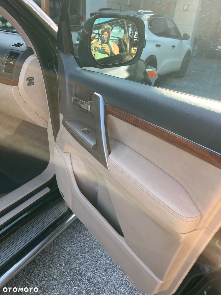 Toyota Land Cruiser LC 4.6 Prestige - 12