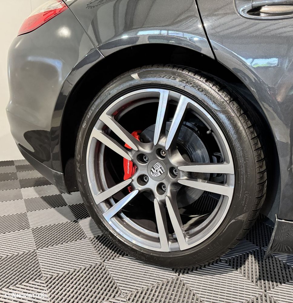 Porsche Panamera - 20