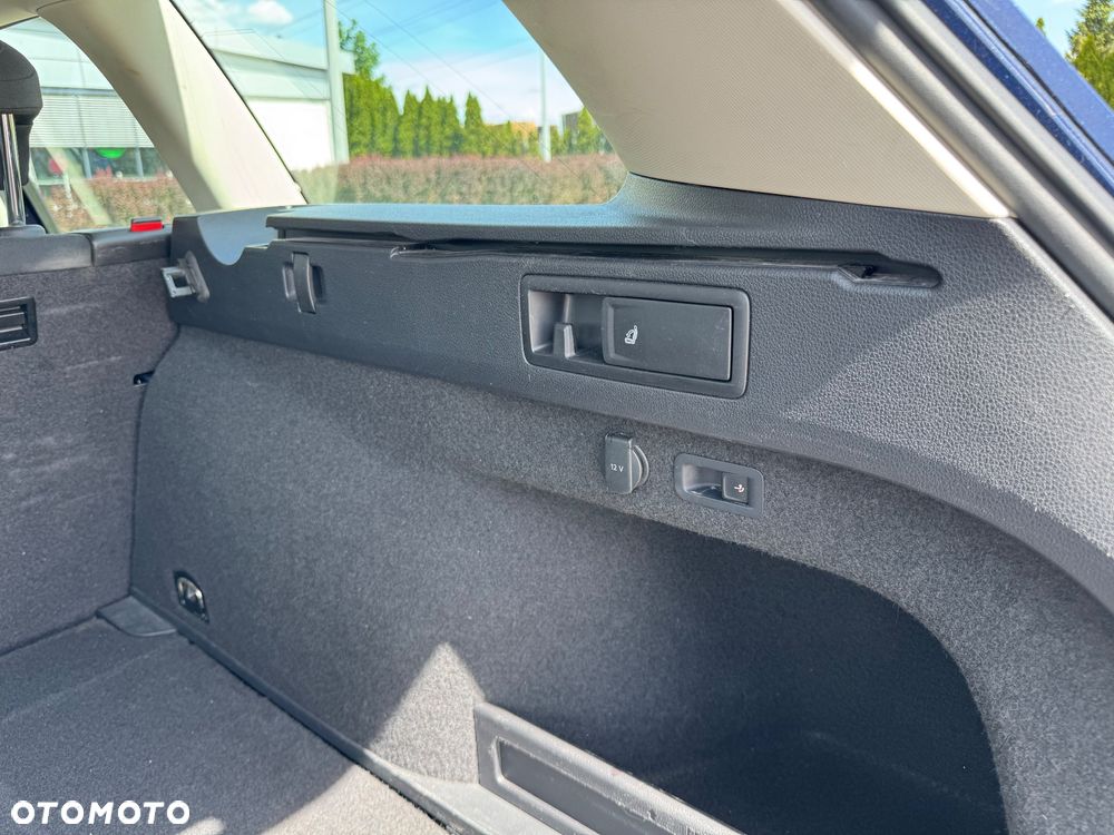 Volkswagen Passat 2.0 TDI BMT Comfortline DSG - 12