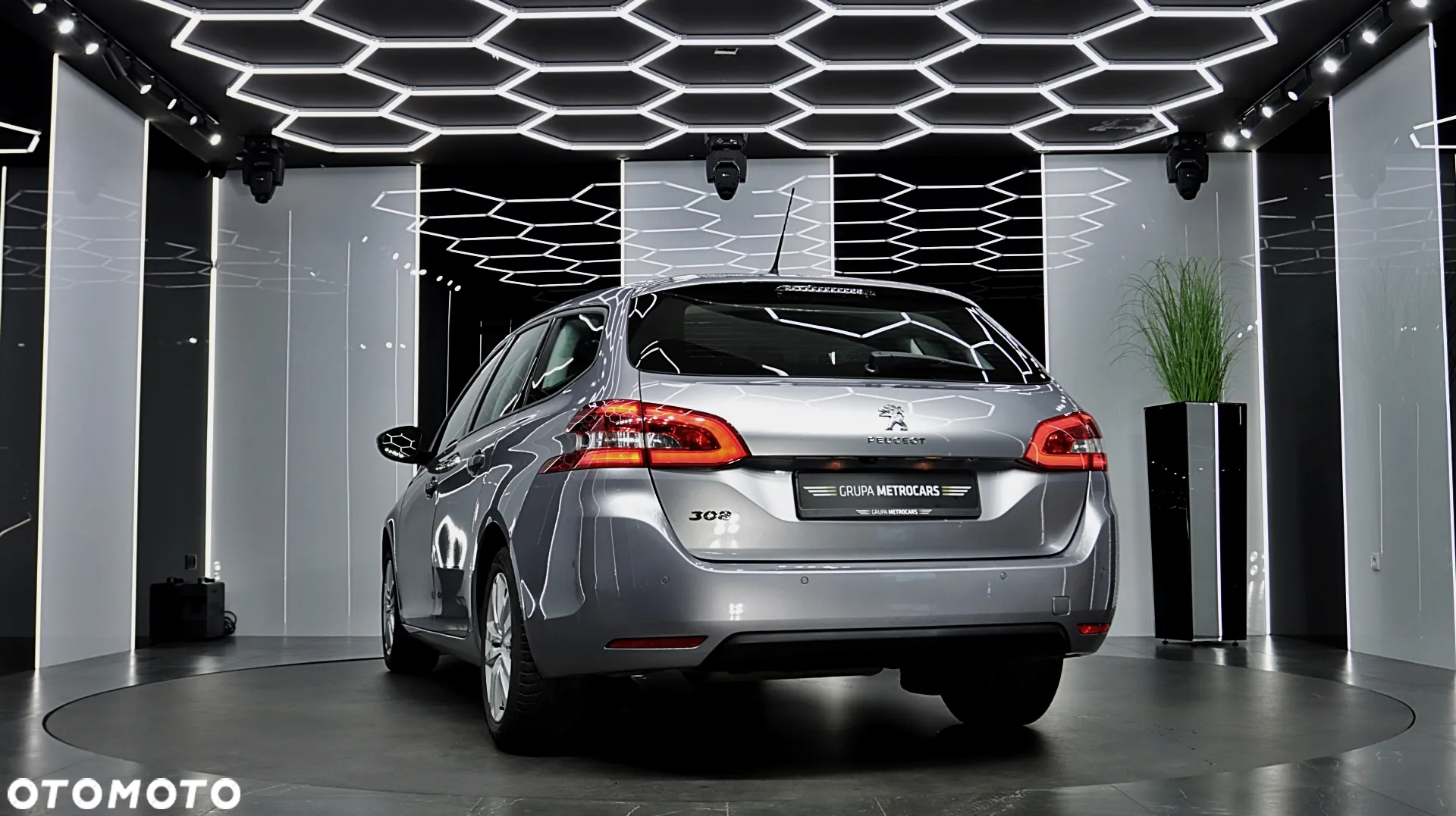 Peugeot 308 1.2 PureTech GPF Active Pack Business S&S - 6