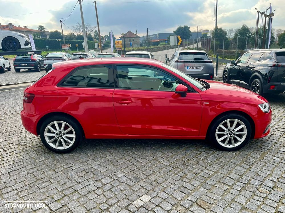 Audi A3 1.6 TDI Attraction S tronic - 5