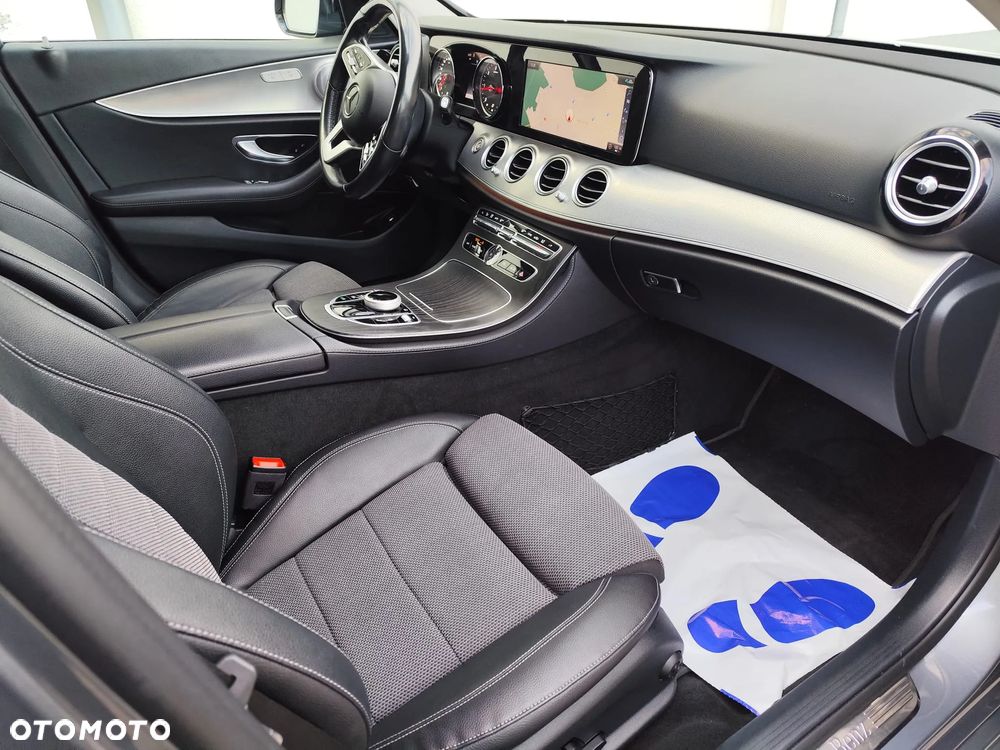 Mercedes-Benz Klasa E 300 d 9G-TRONIC Avantgarde - 17