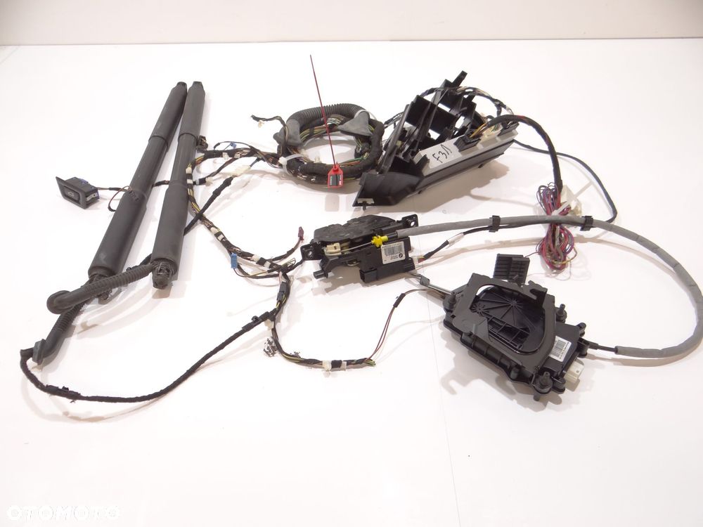 KLAPA ELEKTRYCZNA BMW F31 KOMPLET SIŁOWNIKI