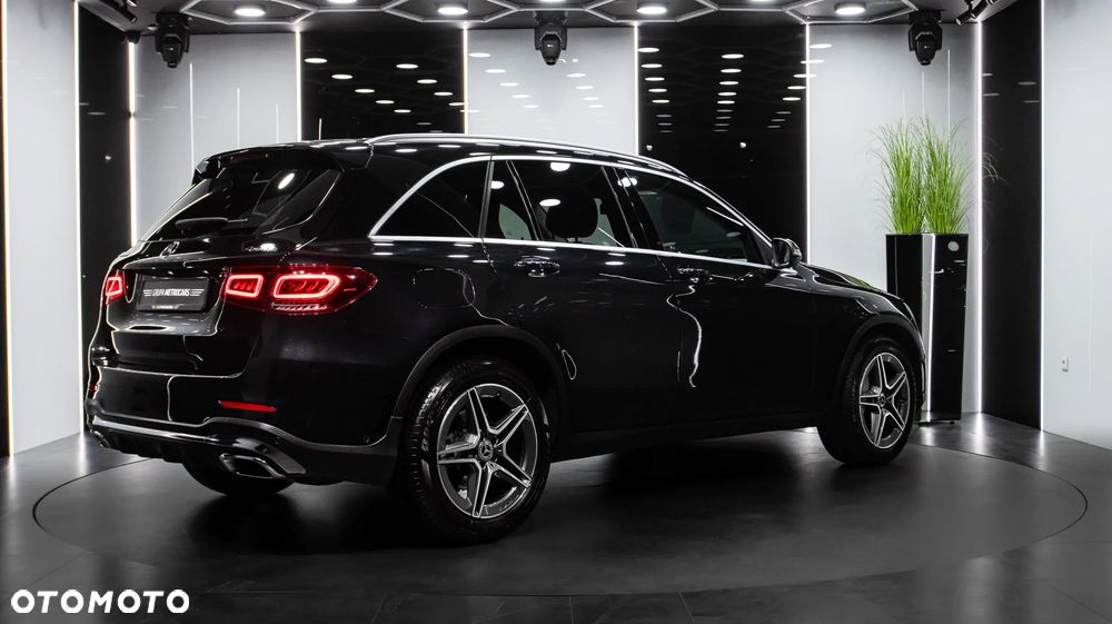 Mercedes-Benz GLC 200 - 7