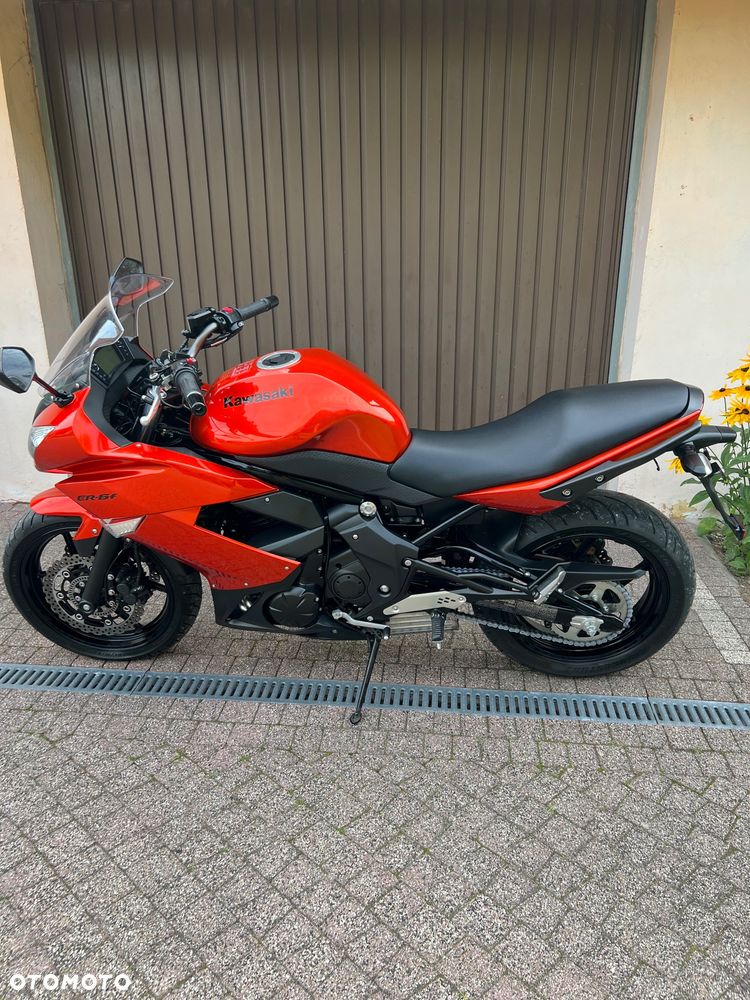 Kawasaki ER - 19