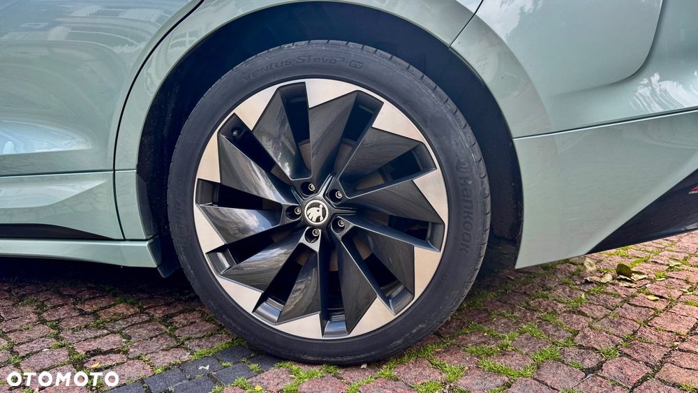Skoda Enyaq 85x 82kWh Sportline - 23