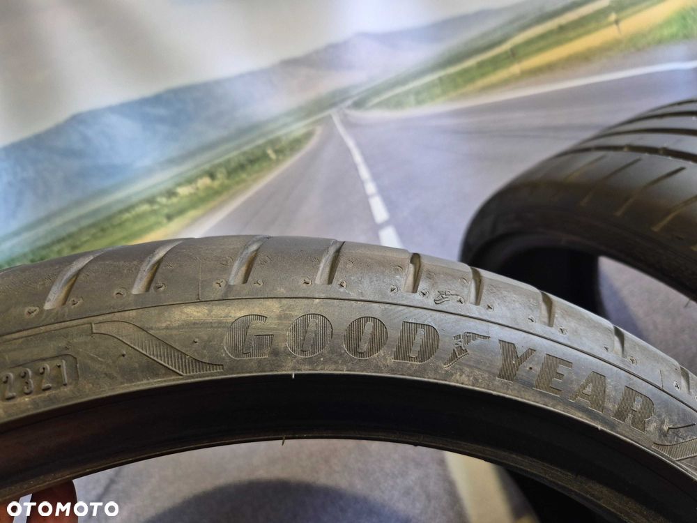 Para opon Goodyear Eagle F1 245/35/20  RSC - 5
