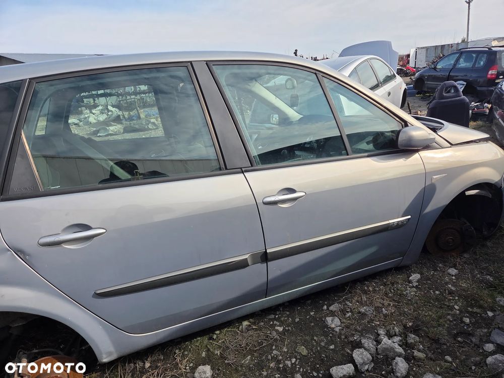 Renault Scenic II 1.5 dCi - 3