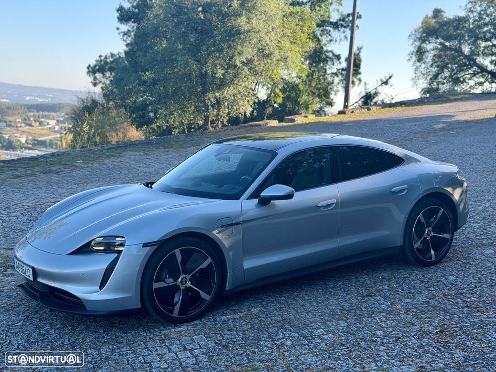 Porsche Taycan Standard - 10