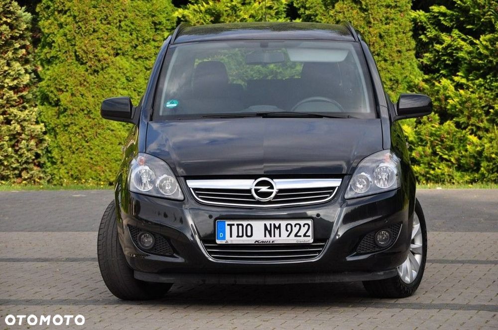 Opel Zafira 1.8 Cosmo - 3