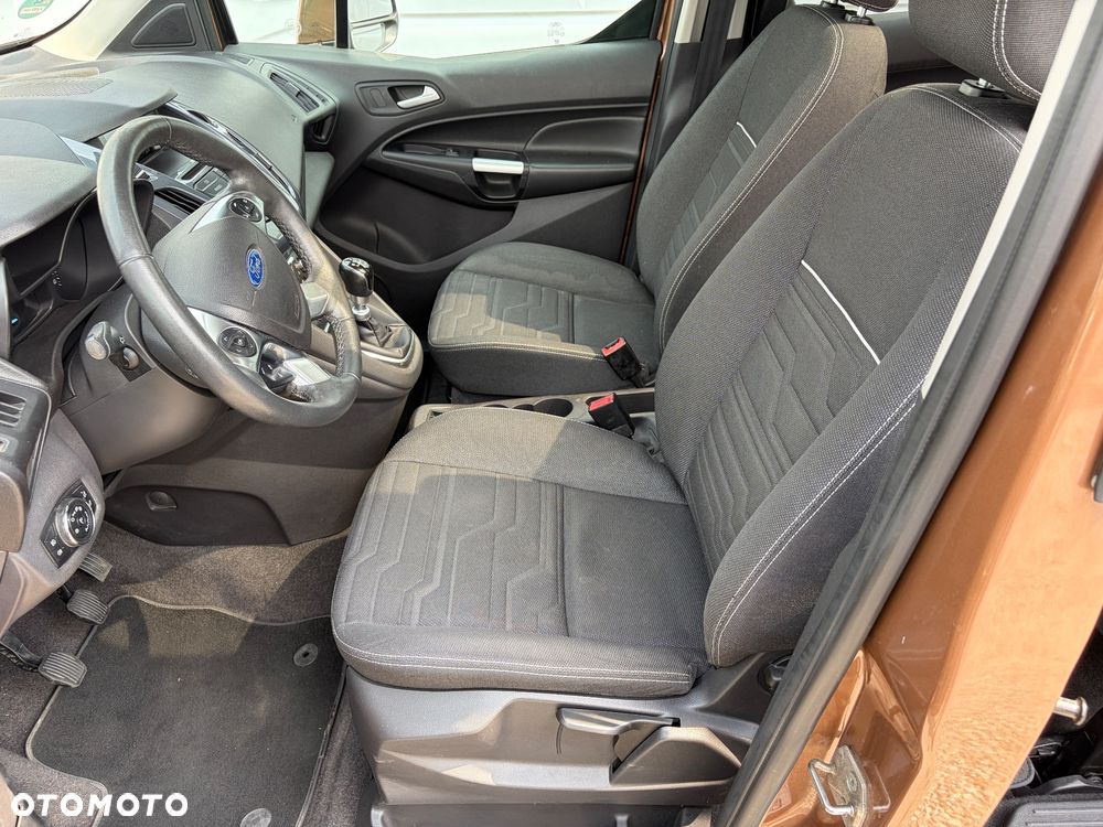 Ford Transit Connect - 7