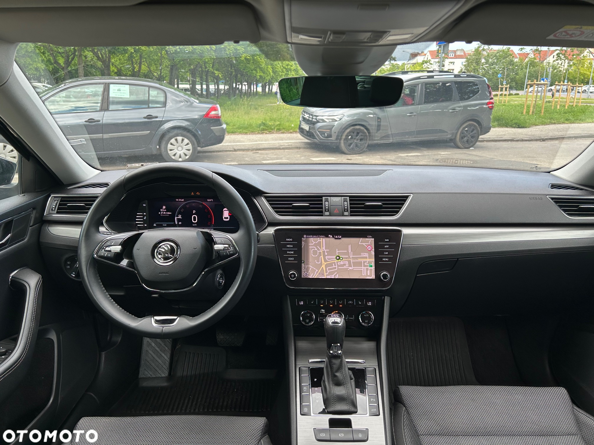 Skoda Superb 2.0 TDI SCR 4x4 Style DSG - 15