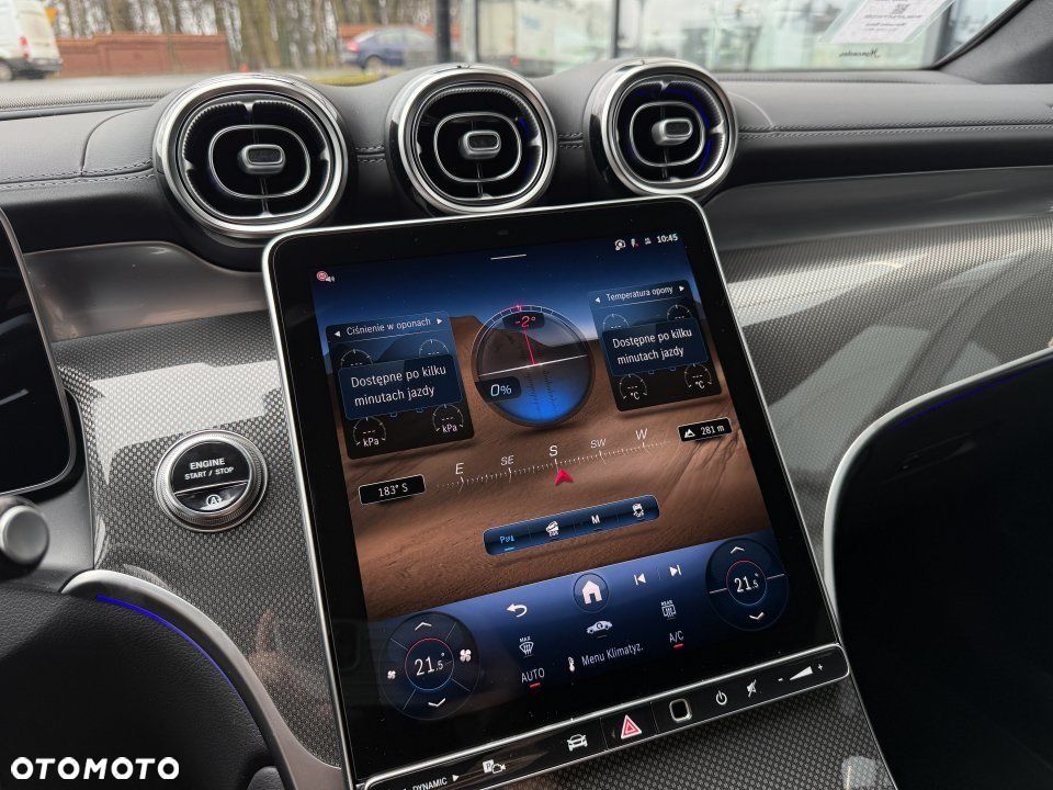 Mercedes-Benz GLC - 12