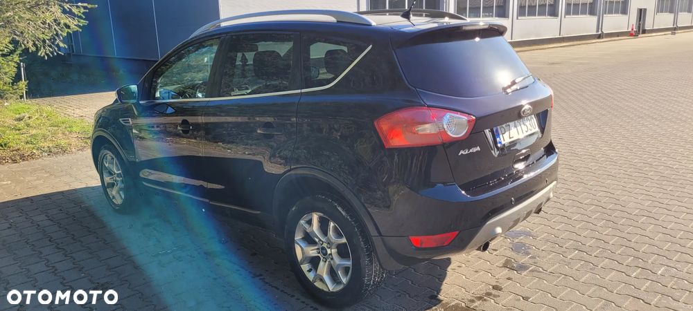 Ford Kuga 2.0 TDCi 4x4 Titanium - 6