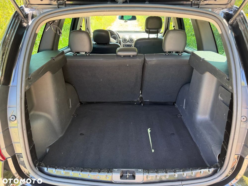 Dacia Duster 1.5 dCi Laureate - 8