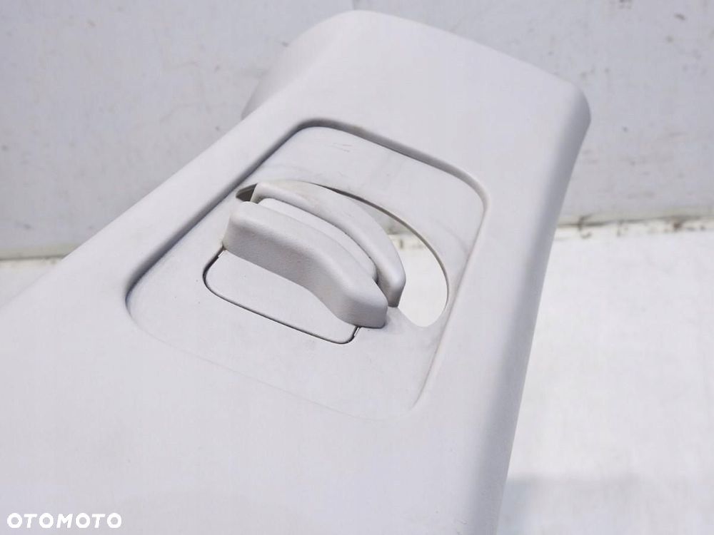 OSŁONA SŁUPKA B PRAWA PEUGEOT 308 I 3D - 5