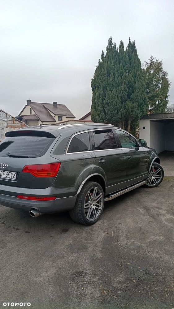 Audi Q7 - 2
