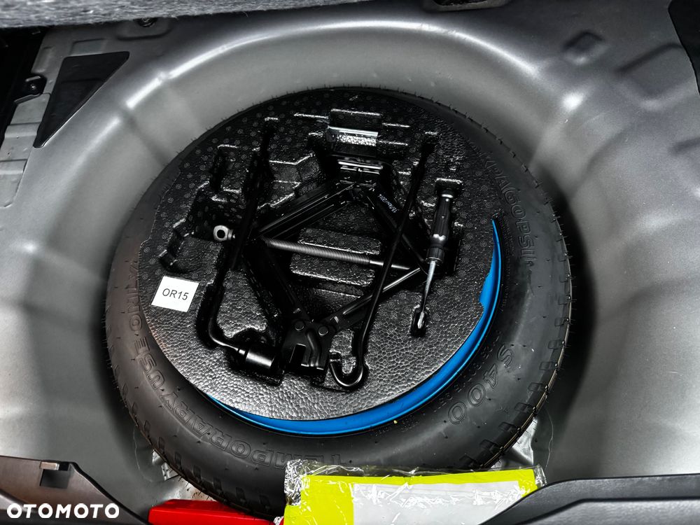 Hyundai i20 blue 1.2 Classic - 13