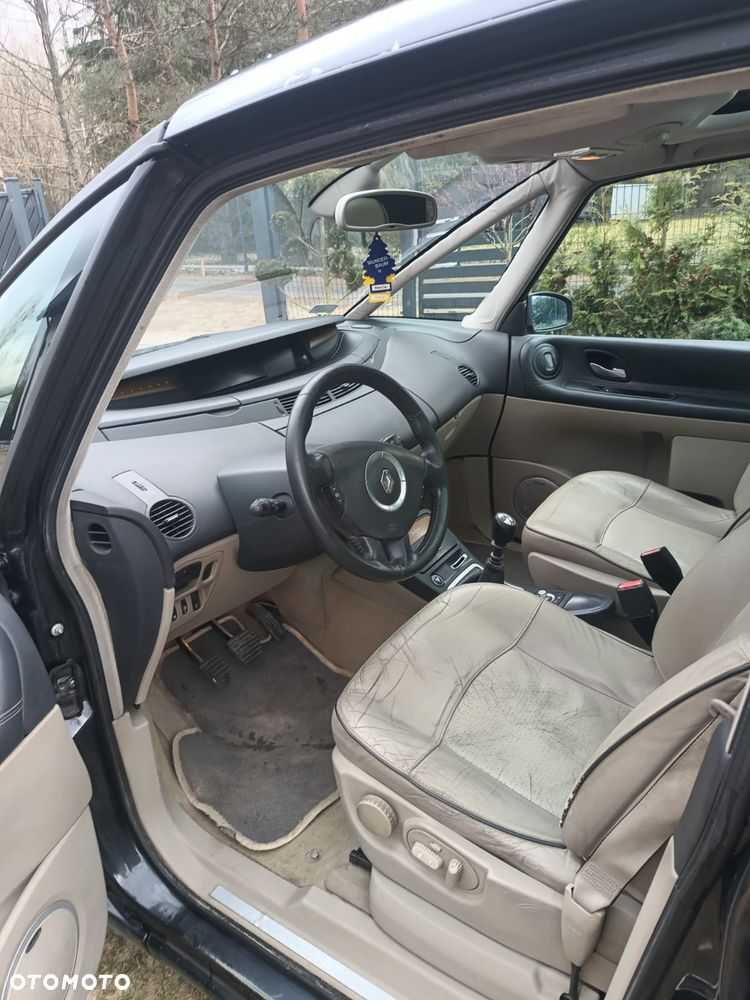 Renault Espace 2.0 dCi FAP Initiale - 2