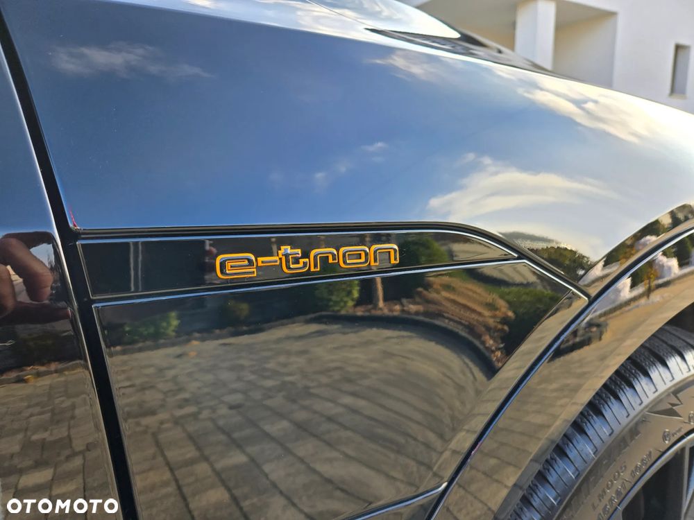 Audi e-tron 55 Quattro S Line - 30