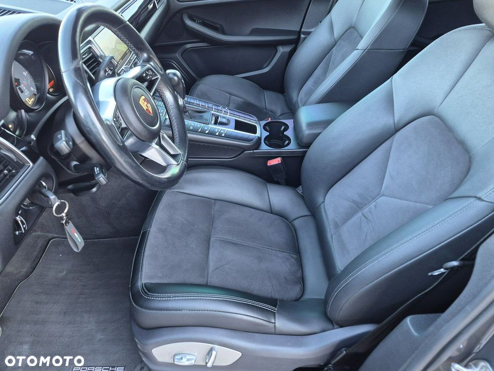 Porsche Macan - 21