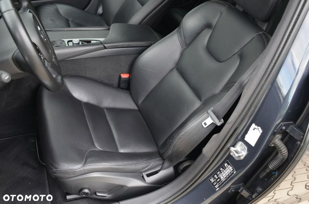 Volvo V90 - 24