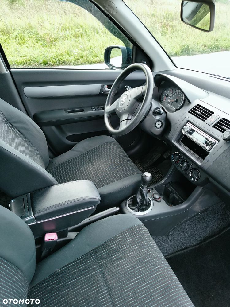 Suzuki Swift 1.3 JB Edition - 8
