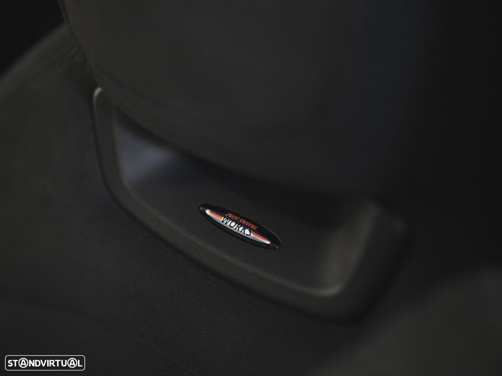 MINI Countryman Cooper SE ALL4 Auto - 25