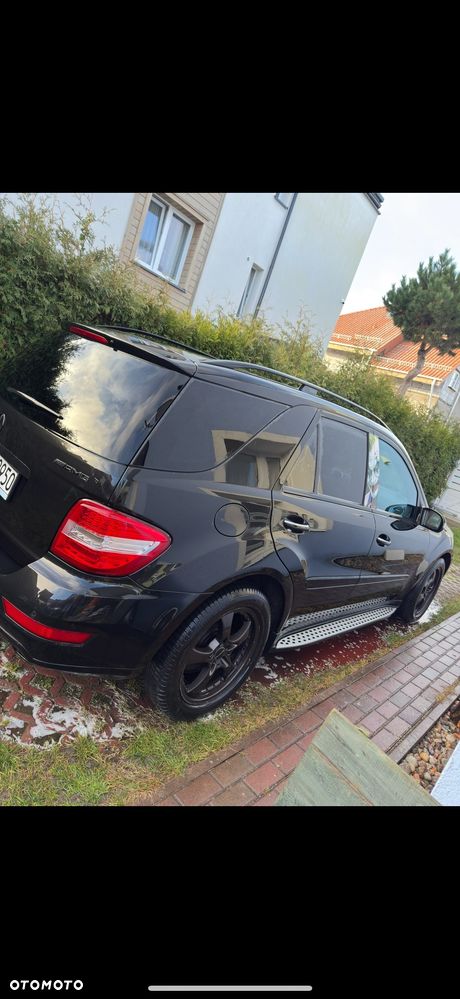 Mercedes-Benz ML 500 7G-TRONIC - 2