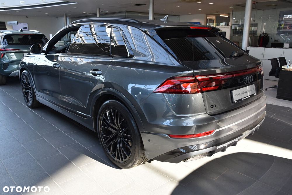 Audi Q8 - 6