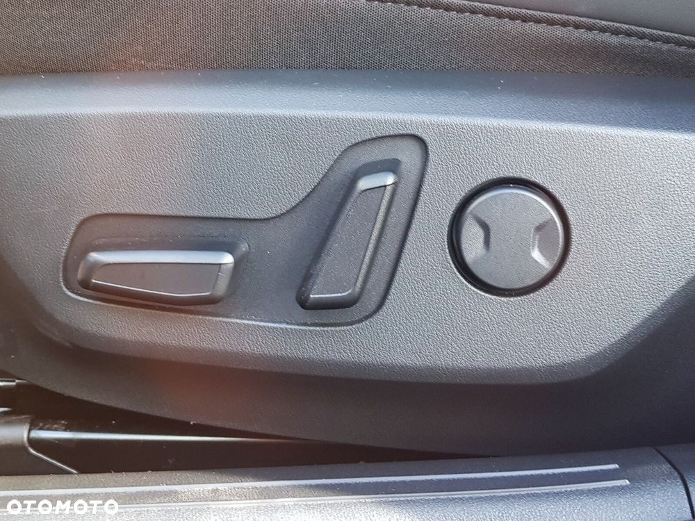 Kia EV4 81.4kWh Business Line - 15