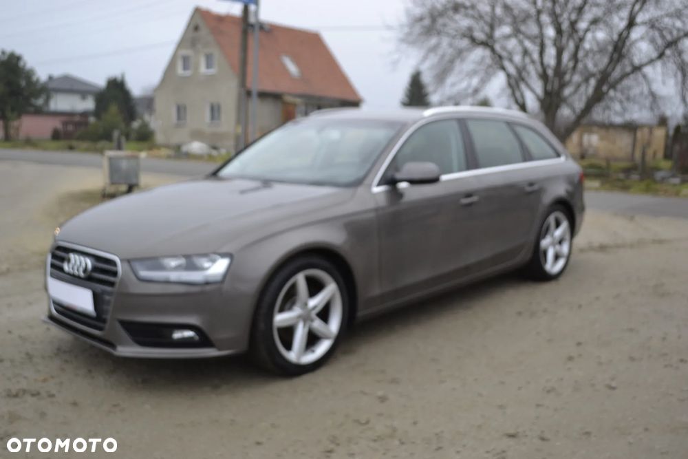 Audi A4 Avant - 8
