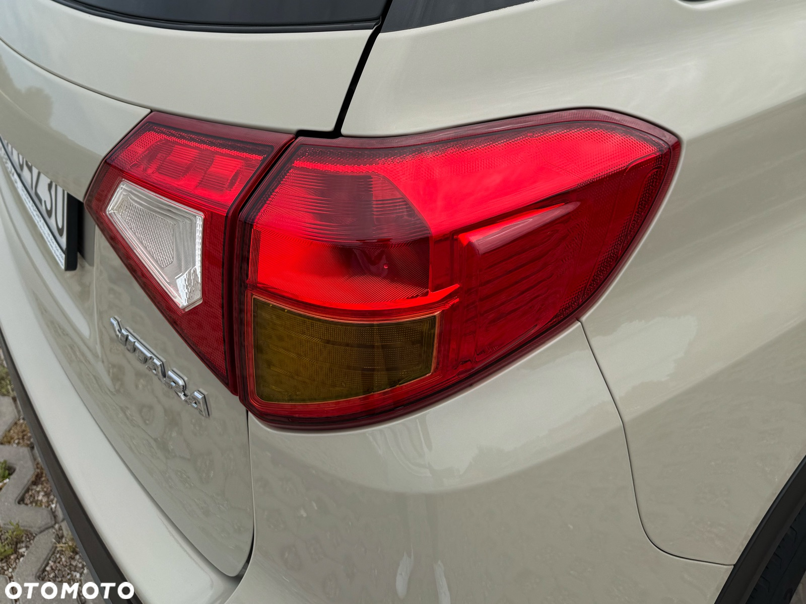 Suzuki Vitara 1.6 Premium 2WD - 12