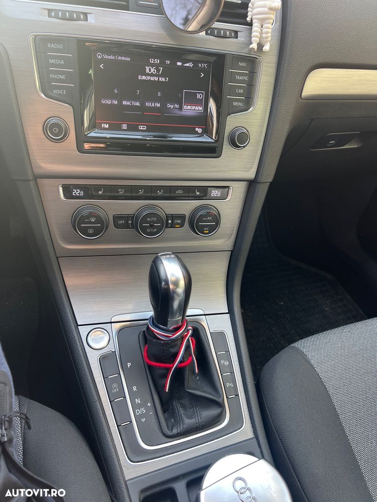 Volkswagen Golf Variant 1.6 TDI BlueMotion Technology DSG Lounge - 15