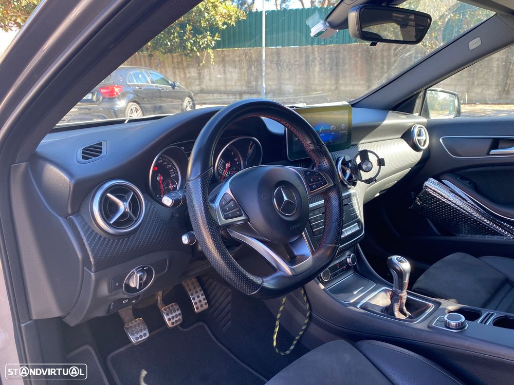 Mercedes-Benz A 200 - 6