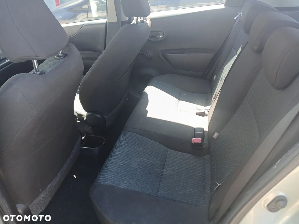 Toyota Yaris 1.33 VVT-i Edition - 8