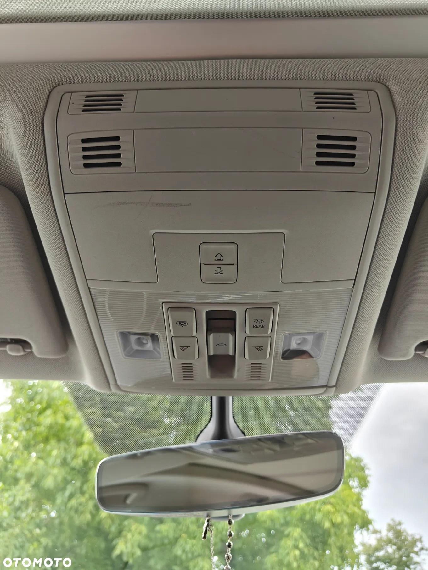 Volkswagen Touran 1.4 TSI BMT Highline DSG - 27