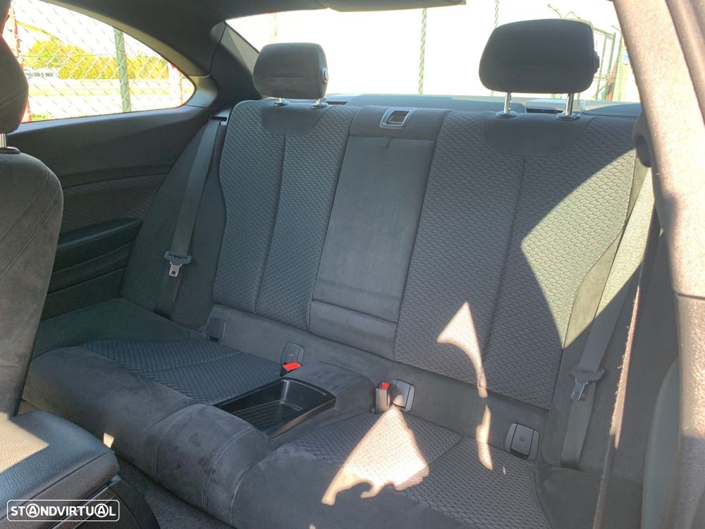 BMW 220 d Coupe Pack M Auto - 14