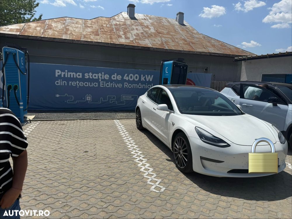 Tesla Model 3 Langstreckenbatterie Allradantrieb Dual Motor - 20