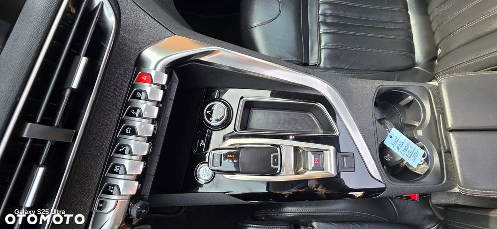 Peugeot 3008 BlueHDi 180 Stop & Start EAT8 Allure - 15