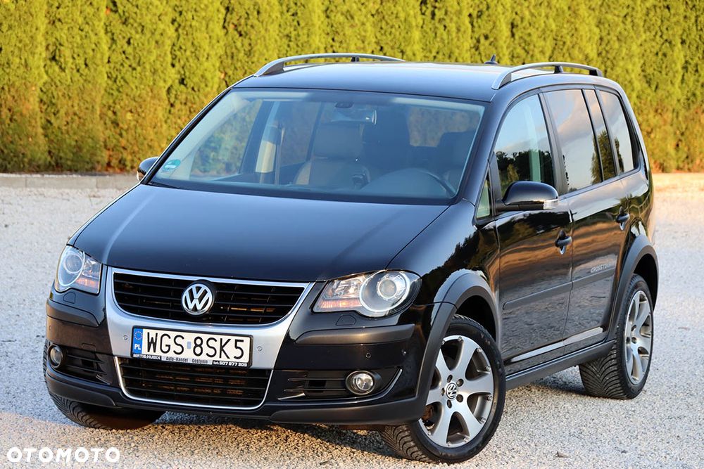 Volkswagen Touran 2.0 TDI DPF Cross - 1