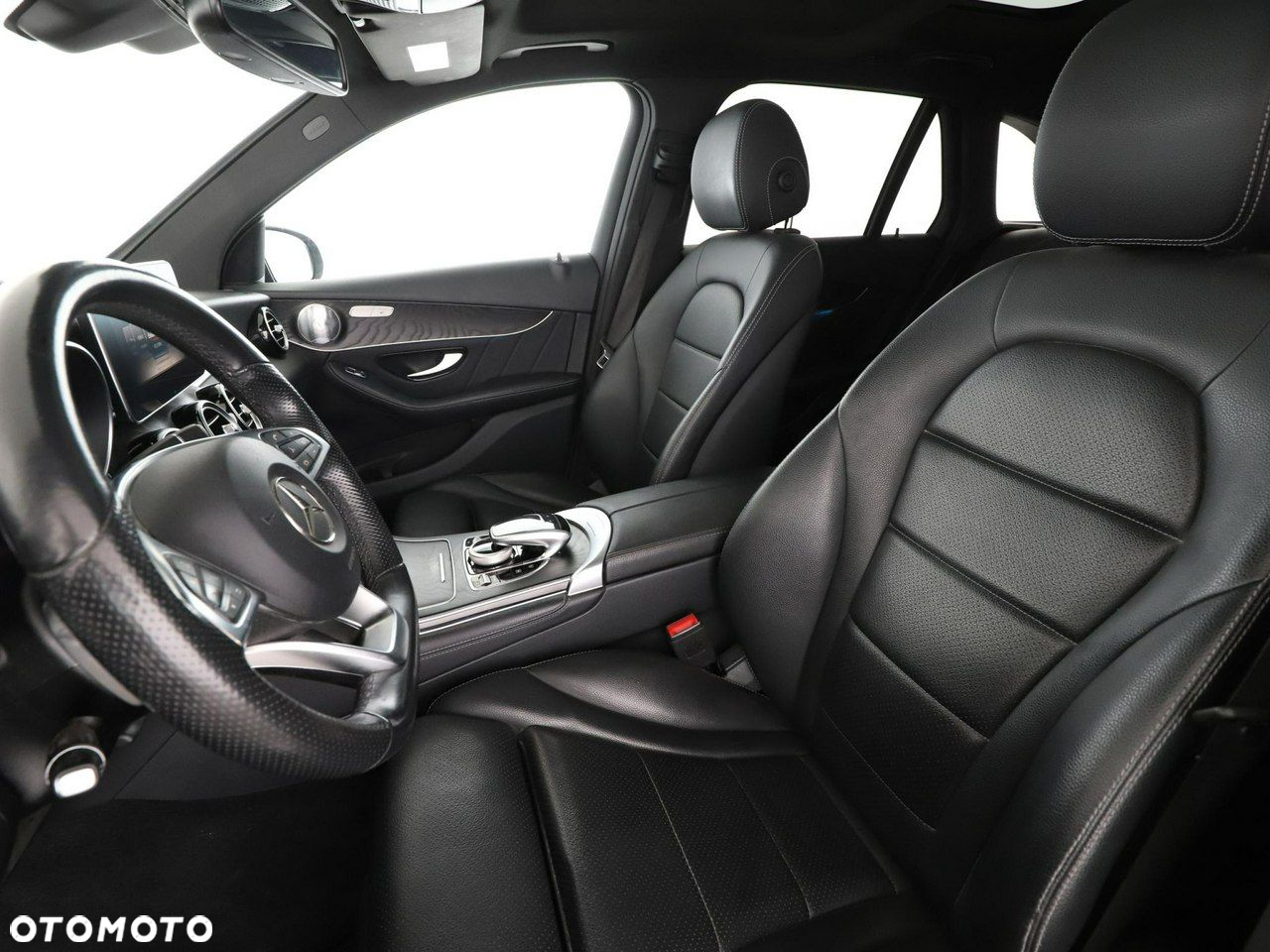Mercedes-Benz GLC 300 4Matic 9G-TRONIC AMG Line - 13