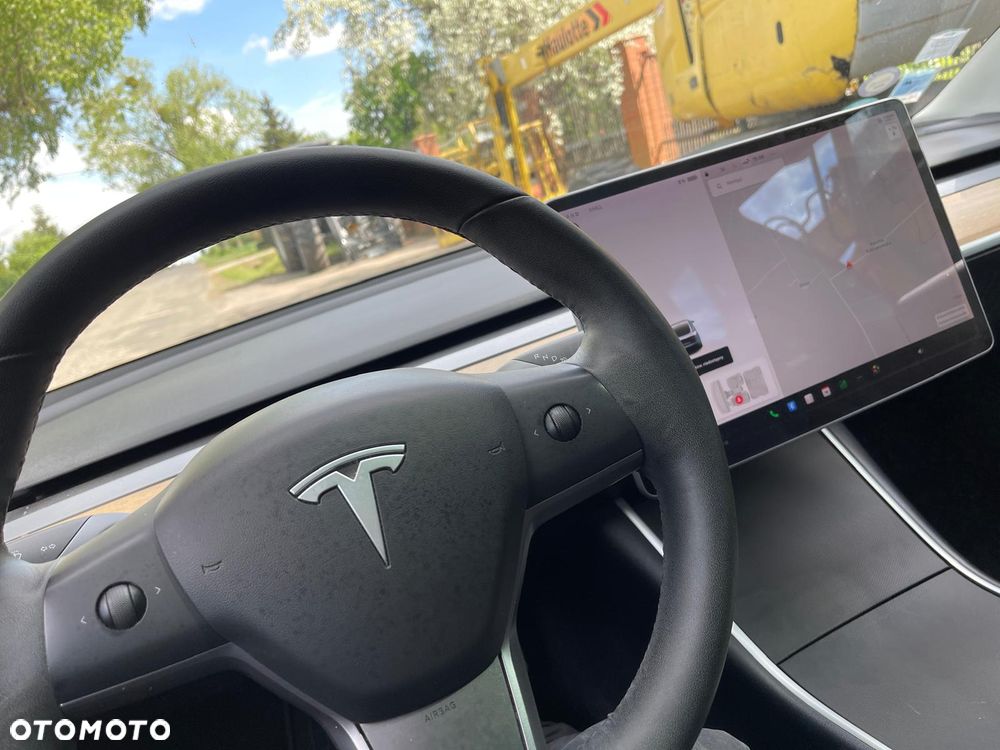 Tesla Model 3 Premium Langstreckenbatterie AWD Dual Motor - 10
