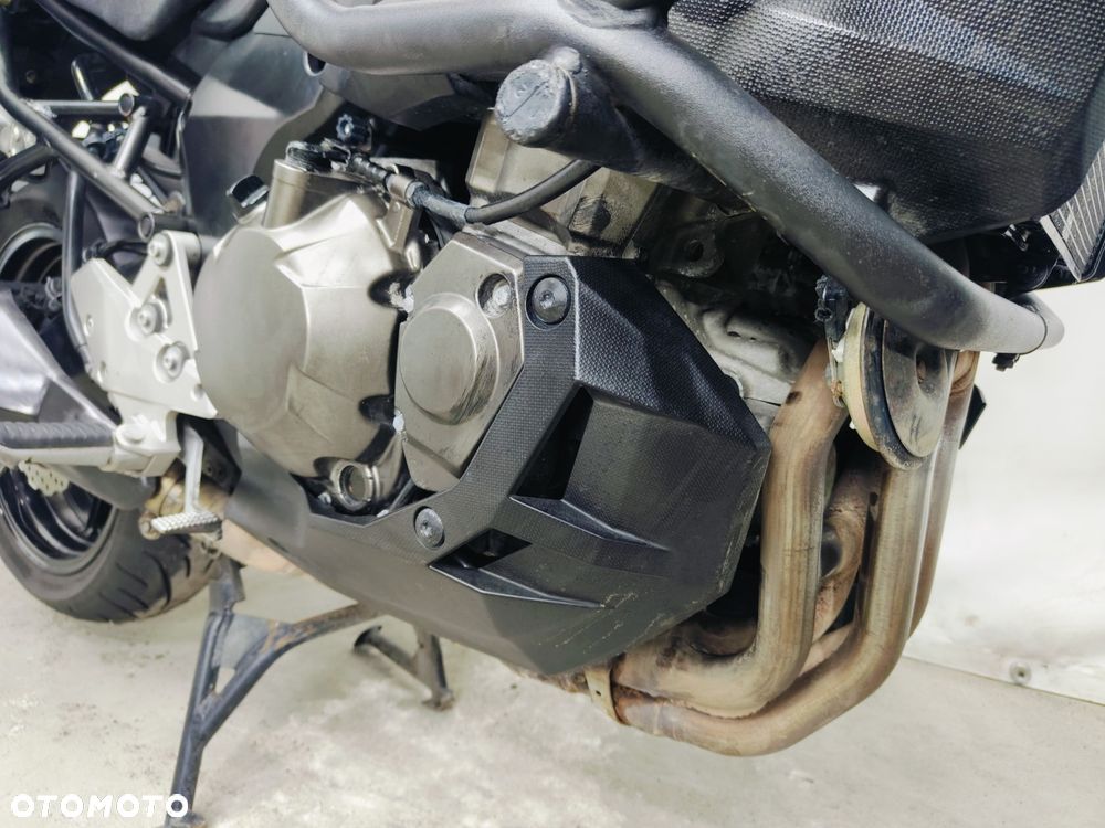 Kawasaki Versys 1000 - 8