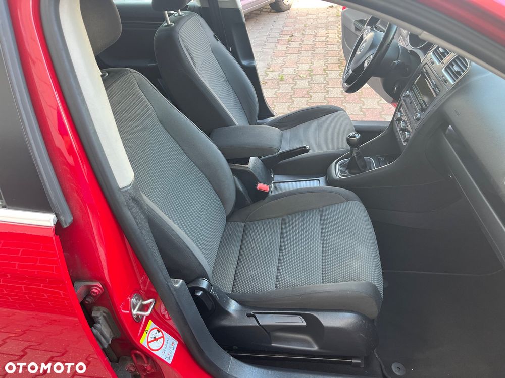 Volkswagen Golf - 17