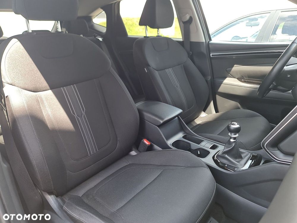Hyundai Tucson 1.6 T-GDi Executive 2WD - 29