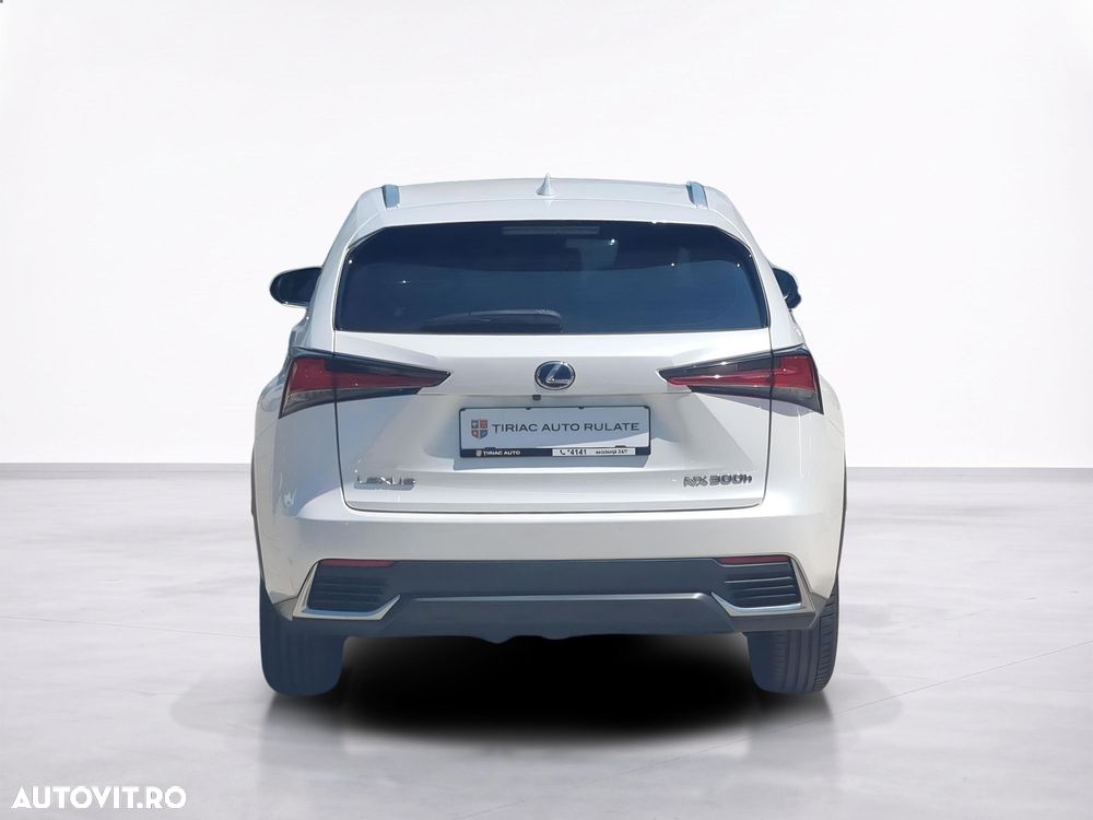 Lexus Seria NX - 5